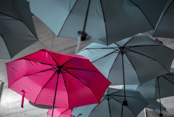 pink umbrella